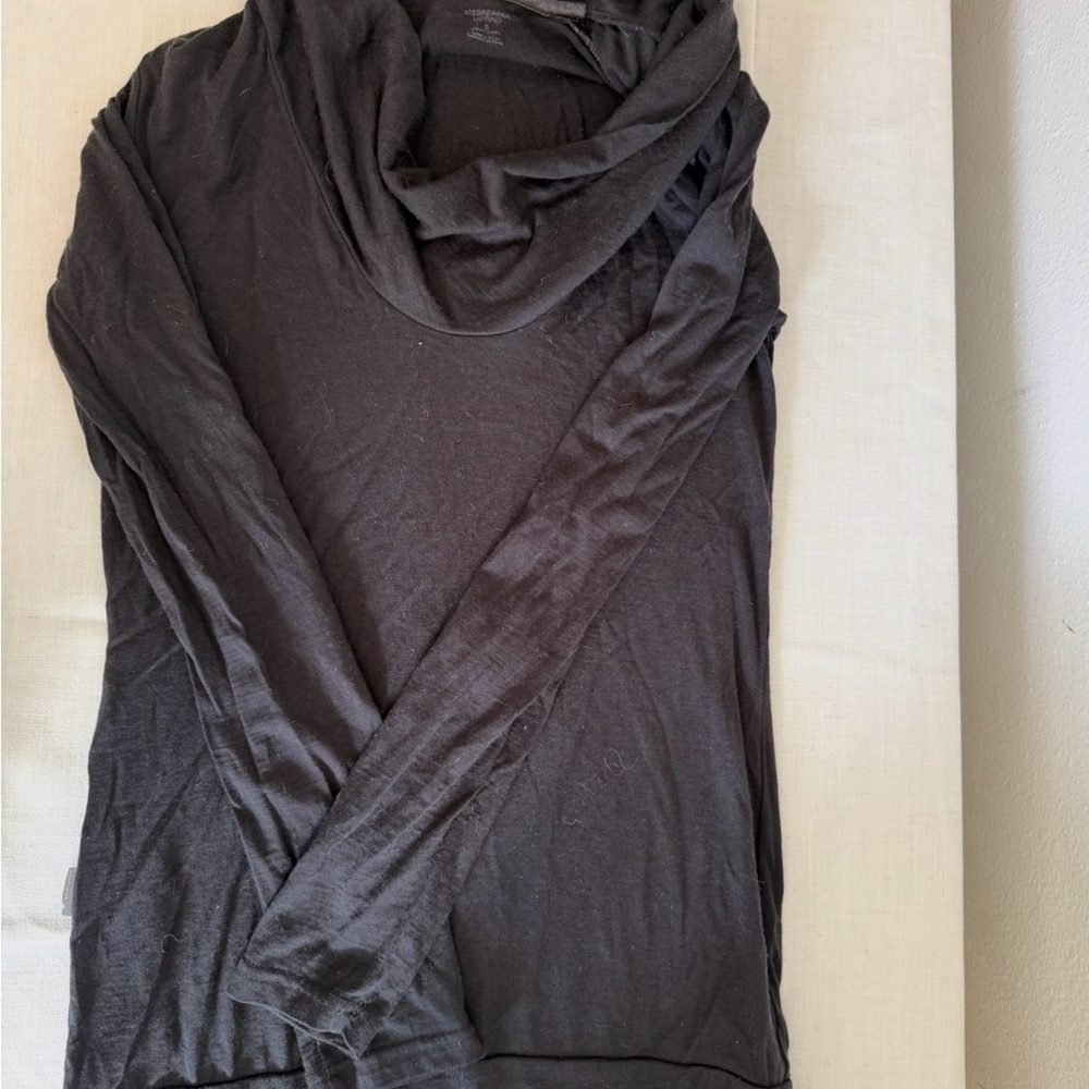 Icebreaker Black Long Sleeve sweater